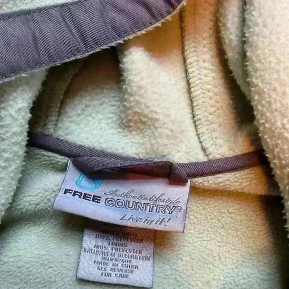 Free country women’s coat - Picture 3 of 7